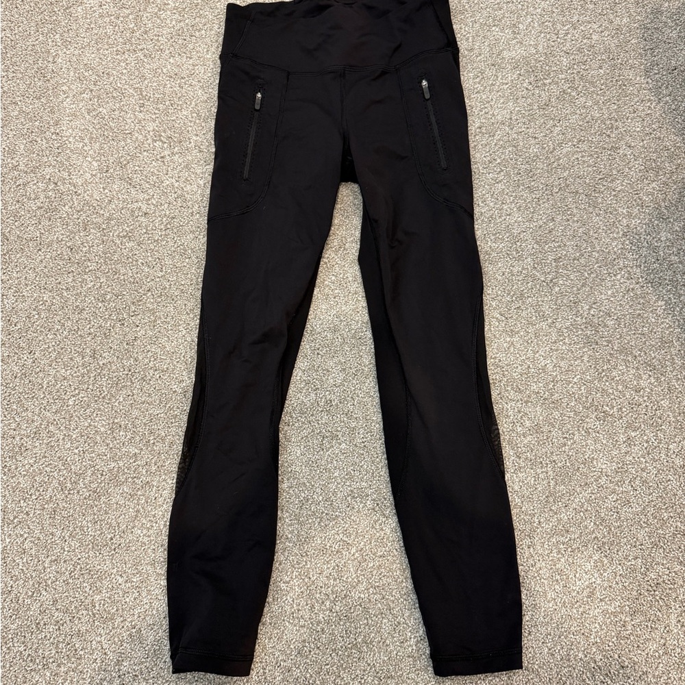 Lululemon Black High-Waisted Leggings with Zipper Pockets